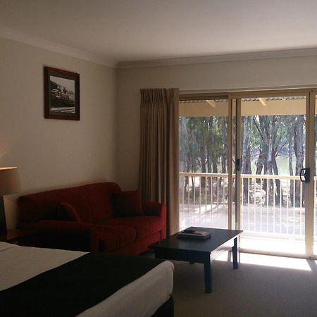 Murray Waters Motor Inn & Apartments Koondrook Quarto foto